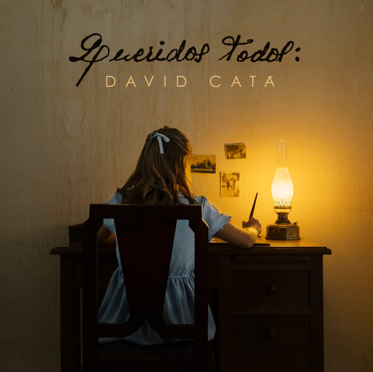 Cover of the album “Queridos todos:”