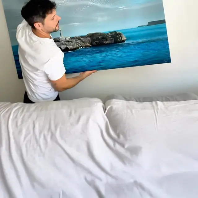 Reel by David Catá, visual artist, on Instagram