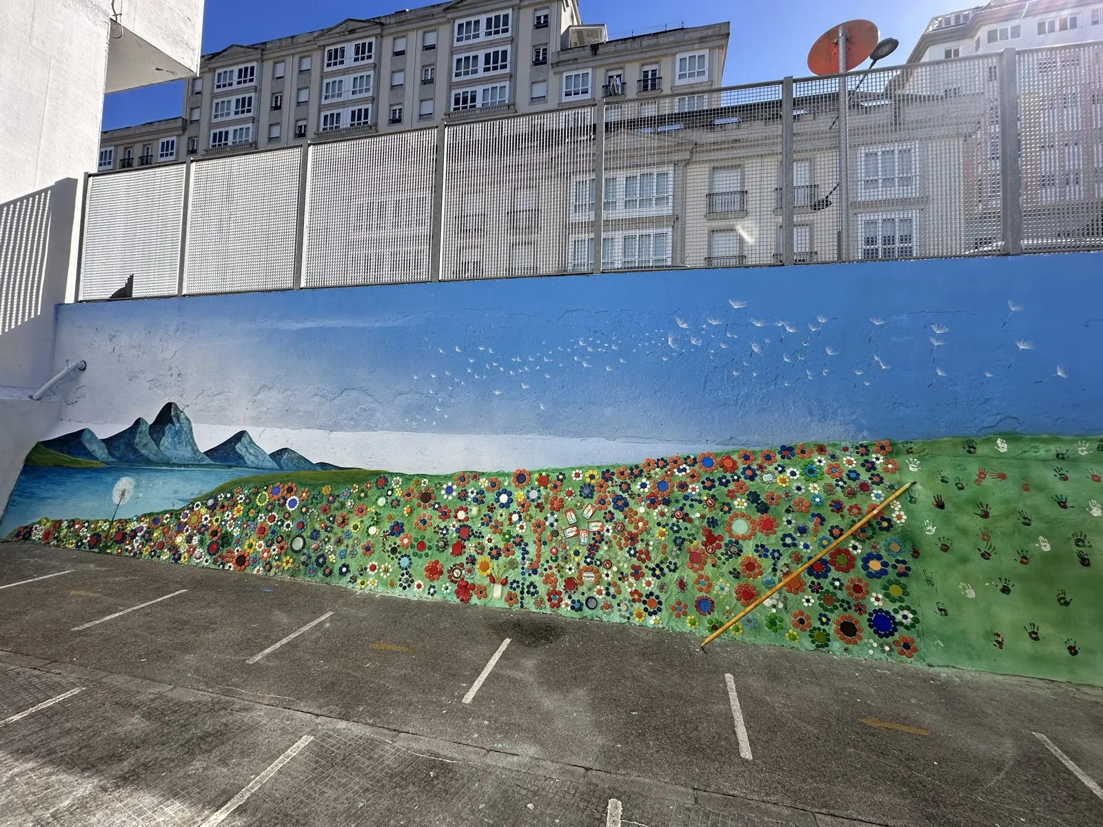 Mural workshop — Colegio San Roque — Schools · May 2025 (1/3)