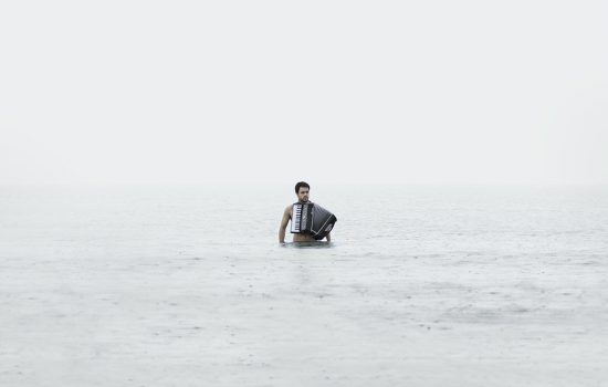 Sonidos ahogados, 01.